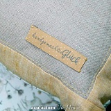 Этикетка тканая "handgemachtes Gluck" 16*70мм, 100% полиэстер, Acufactum Ute Menze, 35302